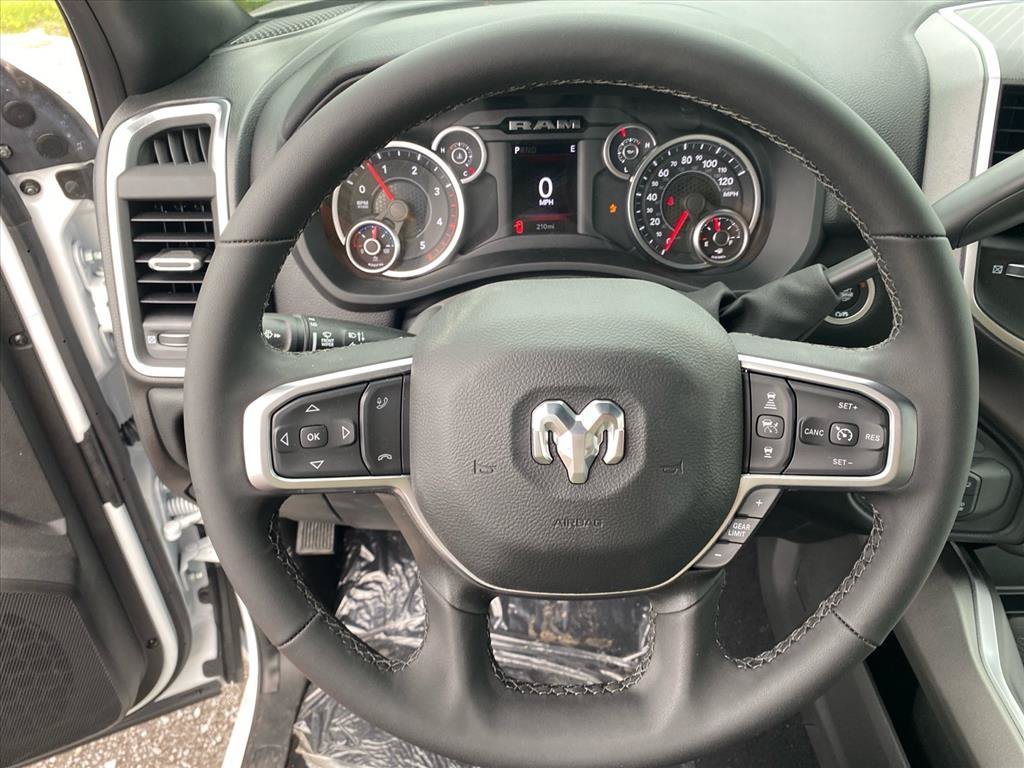 New 2026 RAM 2500 Big Horn AWD/4WD image 6