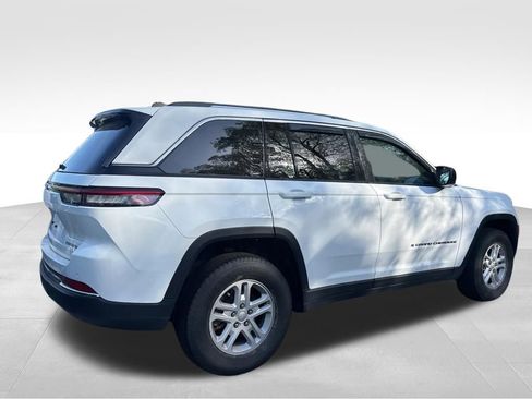 Used 2023 Jeep Grand Cherokee Laredo w/ Trailer Tow Prep Group (B) image 16