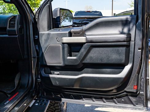 Used 2019 Ford F150 Raptor AWD/4WD image 33