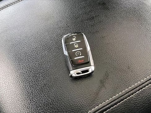 Used 2019 RAM 1500 Big Horn image 36