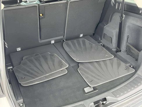 Used 2020 Land Rover Discovery Sport S image 22