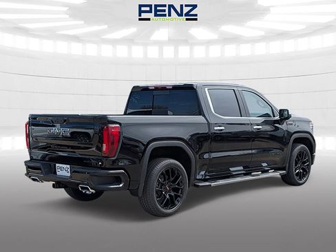 New 2026 GMC Sierra 1500 Denali w/ LPO, Black Badging Package AWD/4WD image 2