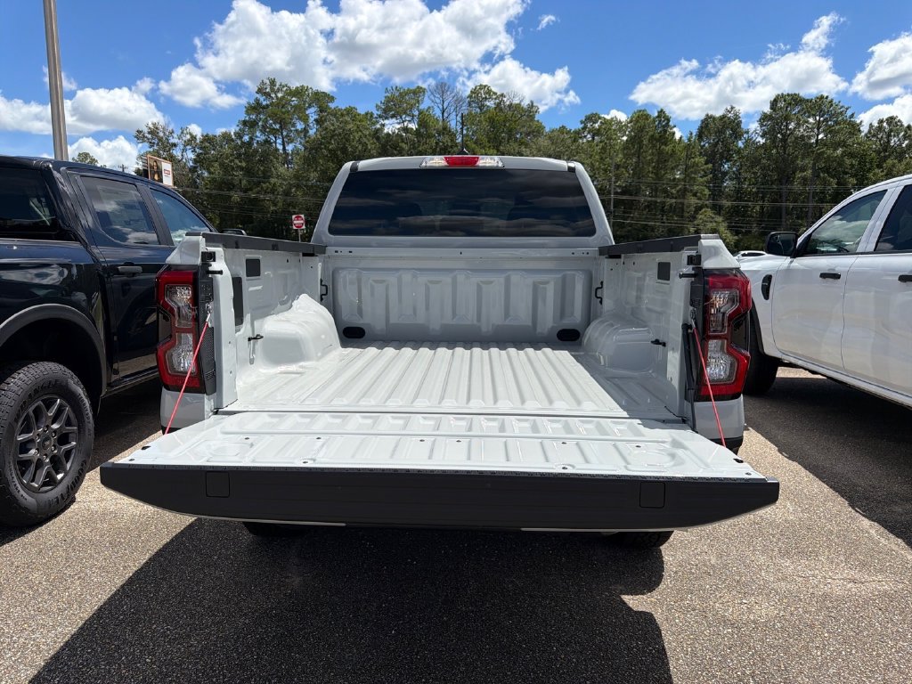 New 2026 Ford Ranger XLT w/ FX4 Off-Road Package AWD/4WD image 13