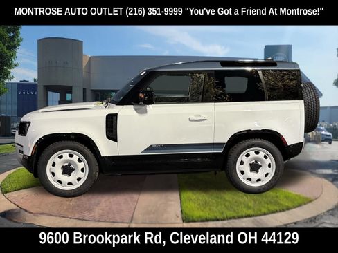 Certified 2025 Land Rover Defender 90 S AWD/4WD image 2