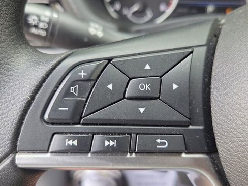 Used 2024 Nissan Sentra SV FWD image 24