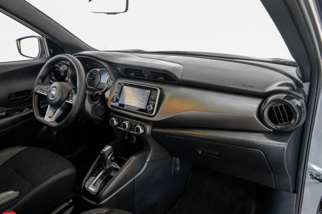 Used 2020 Nissan Kicks S w/ Interior Electronics Package FWD image 10