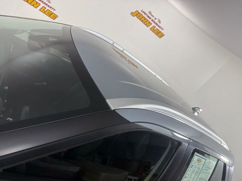 Used 2024 Nissan Kicks SV FWD image 12