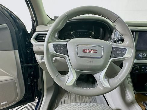 Used 2017 GMC Acadia SLE w/ Driver Alert Package I FWD image 16