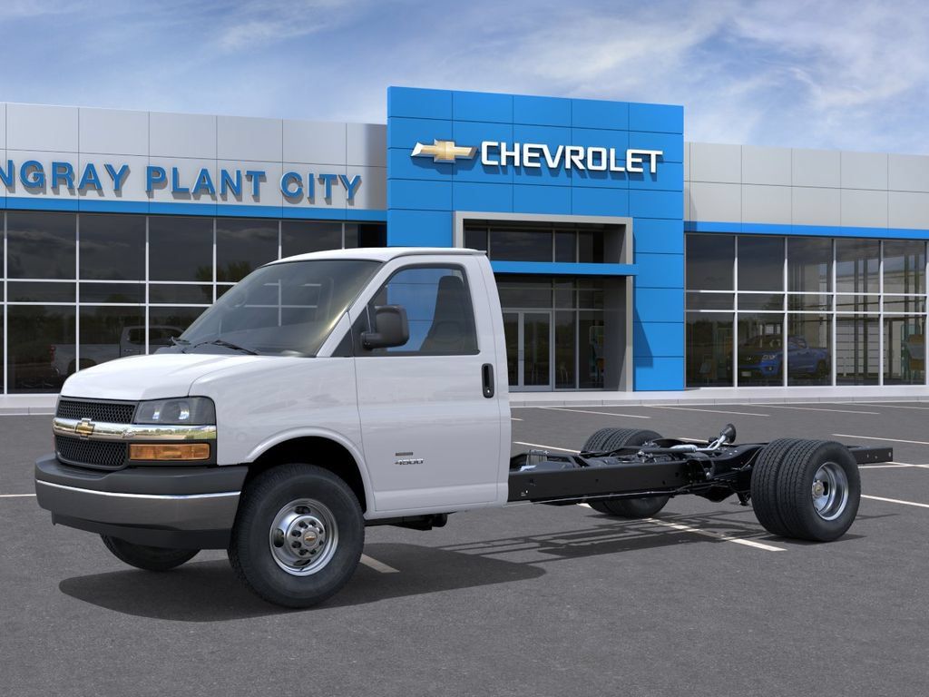 New 2026 Chevrolet Express 3500 w/ Power Convenience Package RWD image 2
