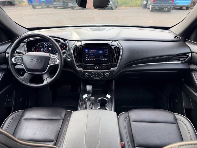 Used 2023 Chevrolet Traverse Premier w/ Redline Edition AWD/4WD image 21