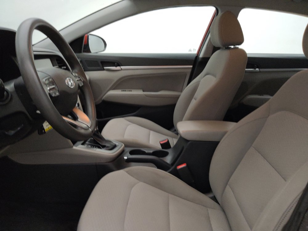 Used 2020 Hyundai Elantra SEL FWD image 17