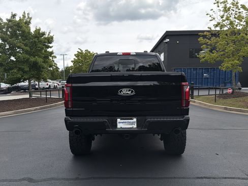 Used 2025 Ford F150 Lariat AWD/4WD image 17