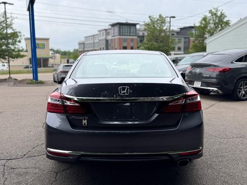 Used 2016 Honda Accord LX image 5