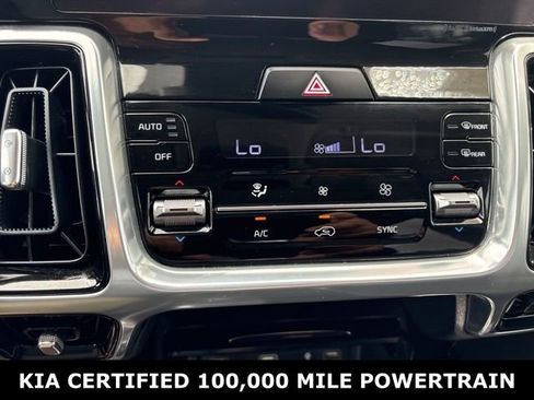 Certified 2023 Kia Sorento SX FWD image 17