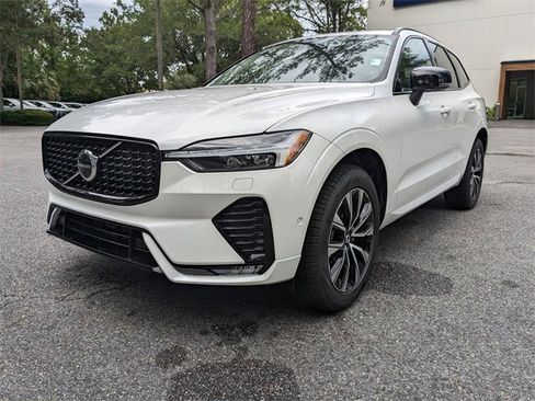 New 2025 Volvo XC60 B5 Plus w/ Protection Package Premier image 8