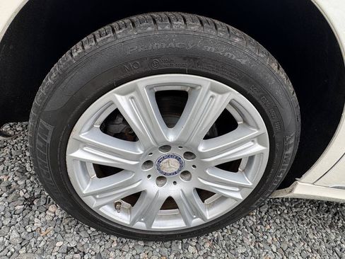 Used 2014 Mercedes-Benz E 350 4MATIC Sedan image 28