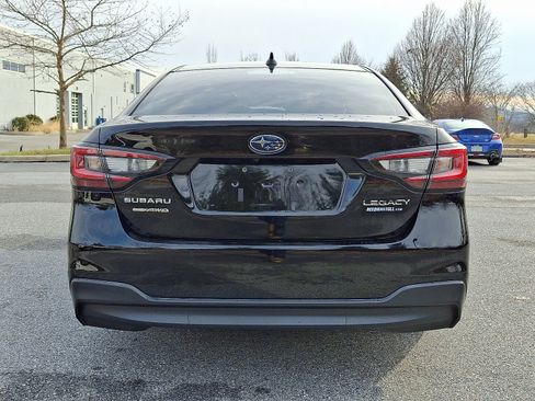 Used 2023 Subaru Legacy Limited image 5