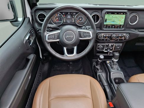 Certified 2023 Jeep Wrangler Unlimited Sahara w/ Cold Weather Group AWD/4WD image 10