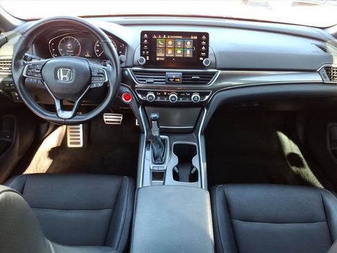 Used 2018 Honda Accord Sport image 14