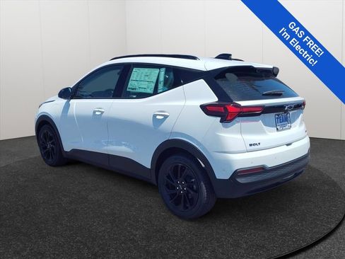New 2027 Chevrolet Bolt LT FWD image 4