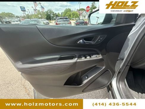 Certified 2024 Chevrolet Equinox RS FWD image 21