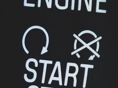 Used 2018 Ford Escape Titanium w/ Ford Safe & Smart Package image 10