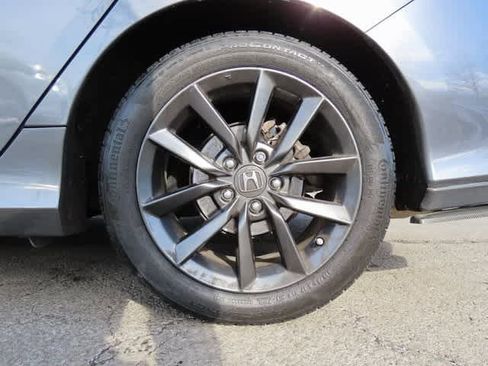 Used 2020 Honda Civic EX image 8