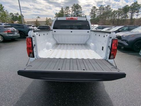 Used 2024 Chevrolet Colorado W/T image 34