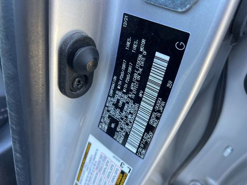 Used 2022 Toyota 4Runner SR5 Premium image 32