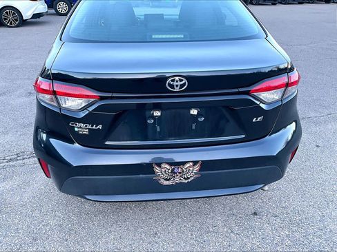 Used 2022 Toyota Corolla LE image 7