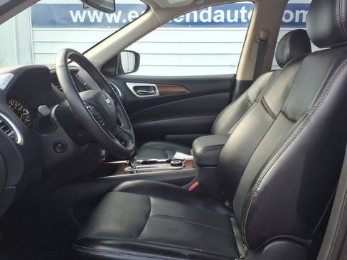 Used 2020 Nissan Pathfinder Platinum AWD/4WD image 7
