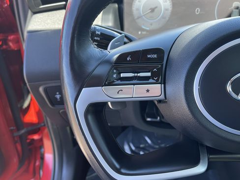 Certified 2023 Hyundai Tucson Limited AWD/4WD image 23