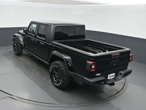 New 2026 Jeep Gladiator Willys AWD/4WD image 32