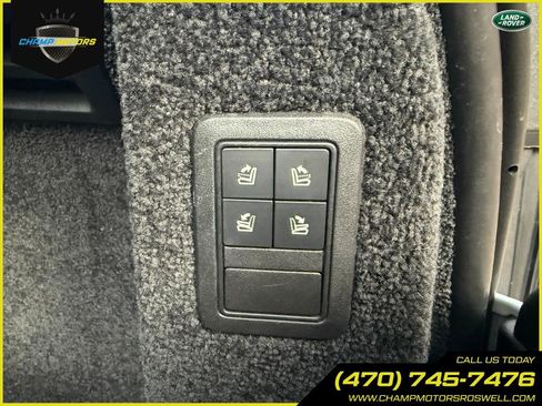 Used 2016 Land Rover Range Rover HSE image 10