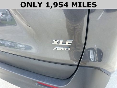 Used 2025 Toyota RAV4 XLE Premium w/ Weather Package AWD/4WD image 4