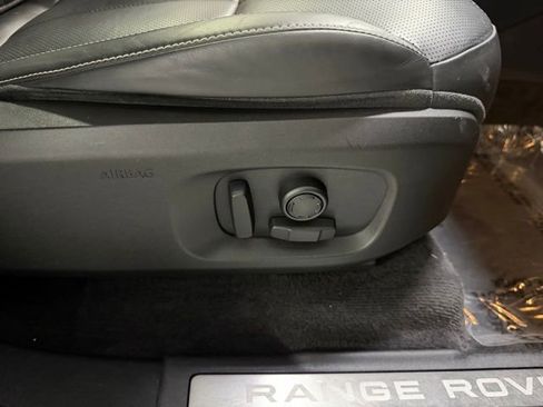 Used 2017 Land Rover Range Rover Evoque HSE image 25