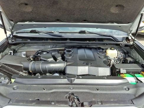 Used 2020 Toyota 4Runner SR5 Premium w/ Moonroof Package image 36