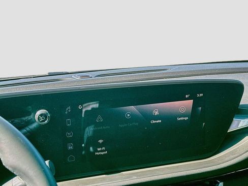 Used 2025 Buick Envista Sport Touring w/ Experience Buick Package FWD image 15