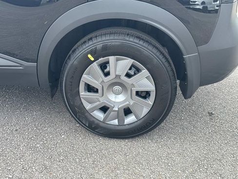 New 2026 Nissan Kicks S image 11