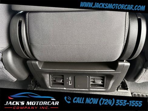 Used 2024 Chevrolet Silverado 1500 Custom Trail Boss w/ LPO, Dark Essentials Package AWD/4WD image 19