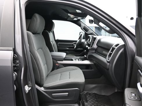 Used 2023 RAM 1500 Big Horn AWD/4WD image 13