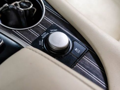 Used 2016 Lexus RX 350 FWD w/ Luxury Package image 31