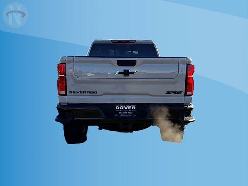 Used 2026 Chevrolet Silverado 2500 ZR2 w/ LPO, Dark Essentials Package image 7