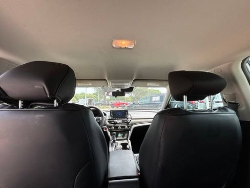 Used 2019 Honda Accord LX image 13