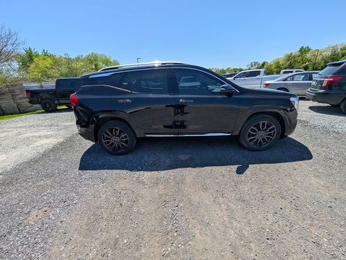Used 2022 GMC Terrain Denali w/ Black Diamond Edition AWD/4WD image 11