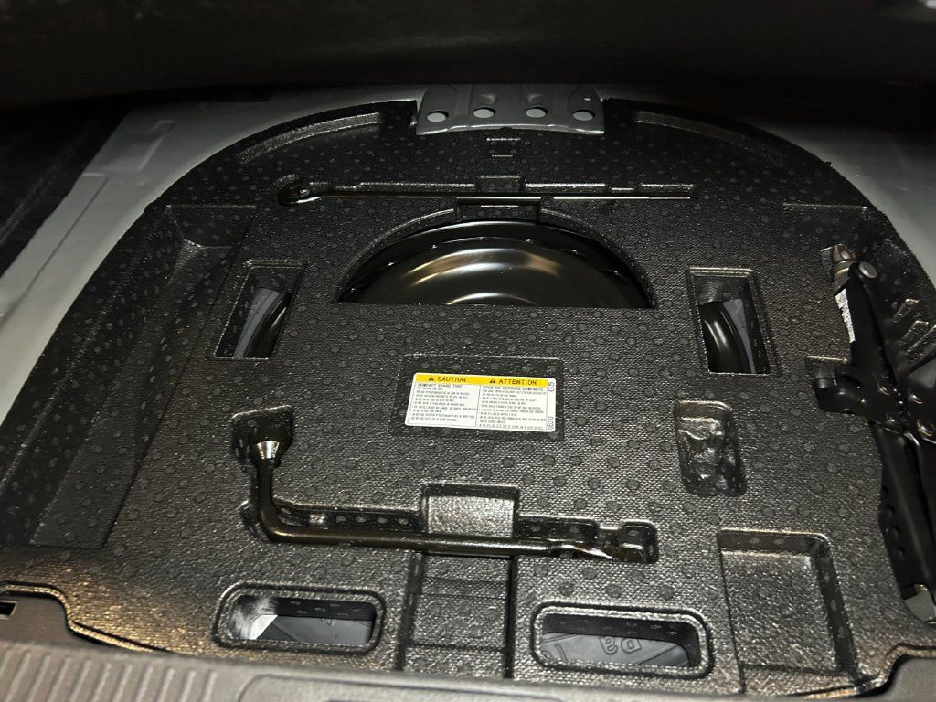 Used 2026 Toyota Camry XLE w/ Preferred Package 2 (TMS) AWD/4WD image 19