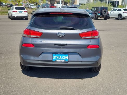 Used 2018 Hyundai Elantra GT FWD image 13