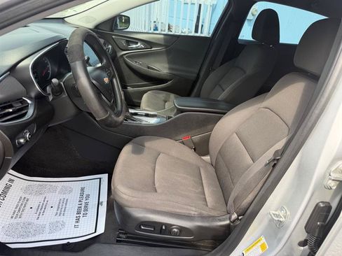 Used 2020 Chevrolet Malibu LT FWD image 11