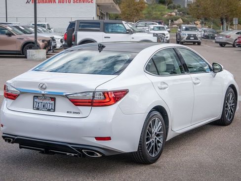 Used 2017 Lexus ES 350 image 6