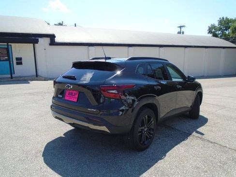 Used 2026 Chevrolet Trax ACTIV w/ Driver Confidence Package FWD image 23